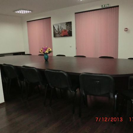 Hotel Enchevi Kirkowo Zewnętrze zdjęcie