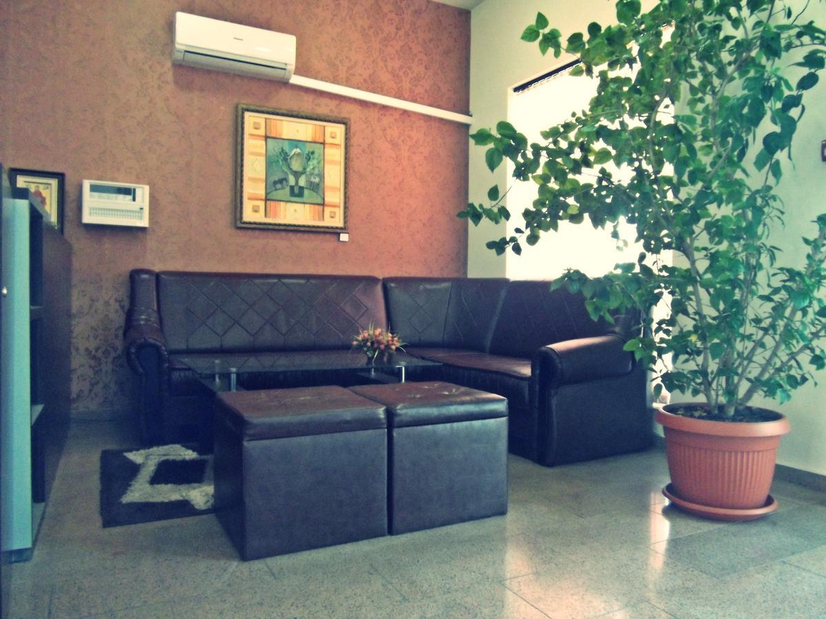 Hotel Enchevi Kirkowo Zewnętrze zdjęcie