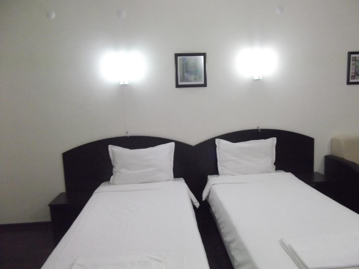 Hotel Enchevi Kirkowo Zewnętrze zdjęcie