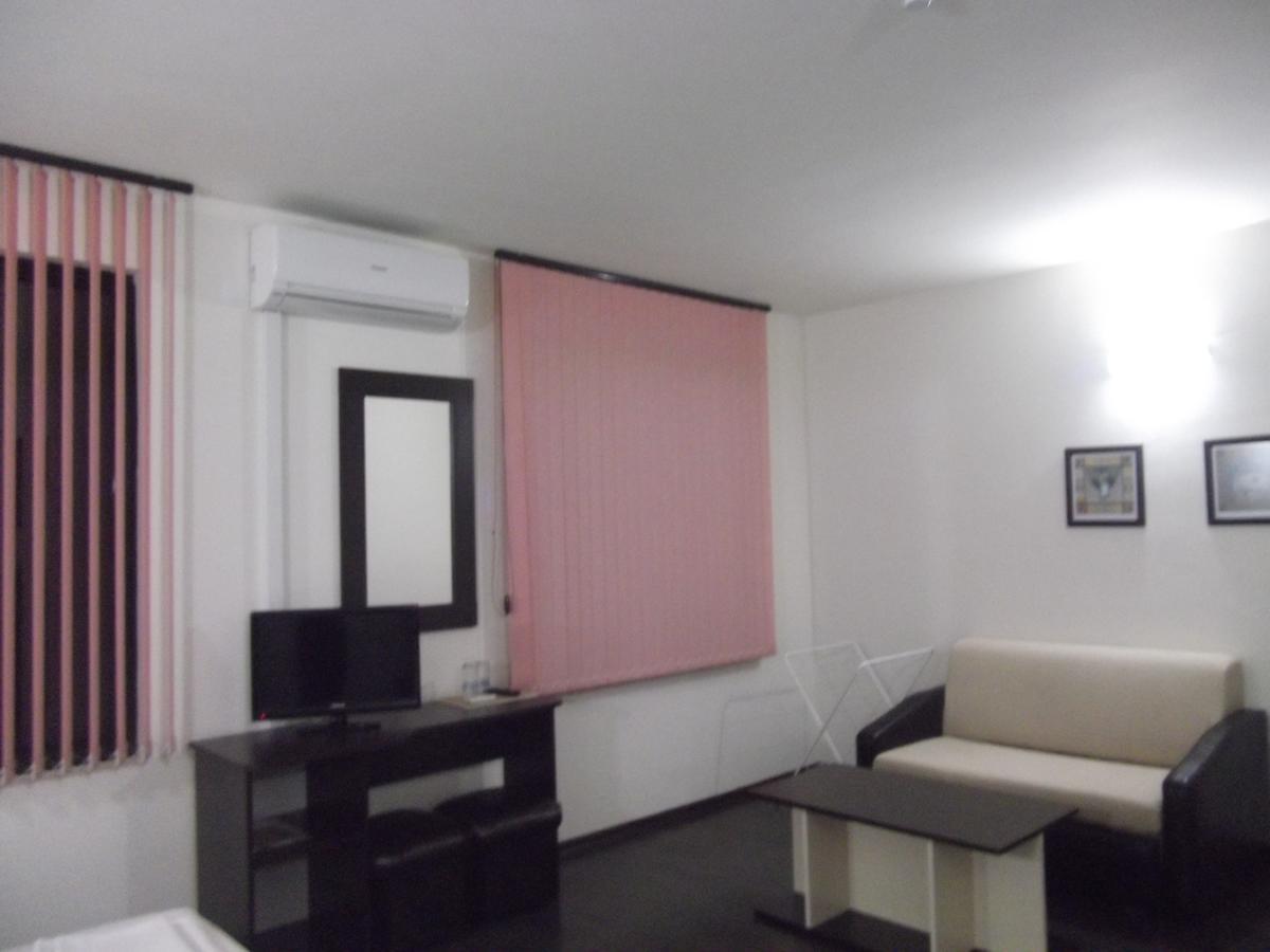 Hotel Enchevi Kirkowo Zewnętrze zdjęcie